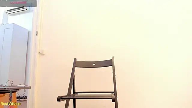 Snapshot of Maxi_TheBigDaddy chatting on January 21, 2025, 12:07 pm Maxi TheBigDaddy online show from January 21, 2025, 12:07 pm