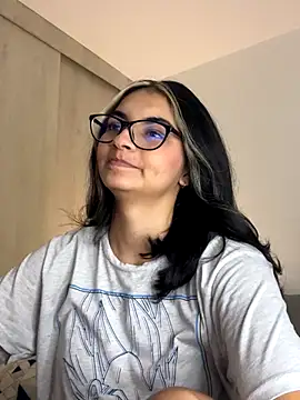 Cat2525 online show from November 25, 2025, 2:33 am