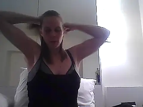 Snapshot of WildScorpio86 chatting on February 10, 2025, 6:24 pm WildScorpio86 online show from February 10, 2025, 6:24 pm