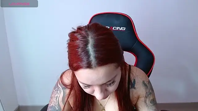 Snapshot of samantha_tattu chatting on March 12, 2025, 5:38 pm samantha tattu online show from March 12, 2025, 5:38 pm