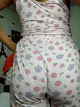 Snapshot of chalohott chatting on October 1, 2025, 9:15 am chalohott online show from October 1, 2025, 9:15 am