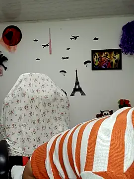 Snapshot of chalohott chatting on November 12, 2025, 9:32 am chalohott online show from November 12, 2025, 9:32 am