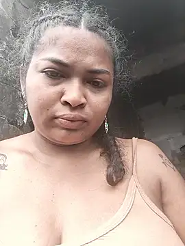 Snapshot of chalohott chatting on January 14, 2026, 12:22 pm chalohott online show from January 14, 2026, 12:22 pm