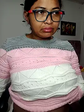 Snapshot of chalohott chatting on February 8, 2026, 12:52 pm chalohott online show from February 8, 2026, 12:52 pm