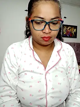 Snapshot of chalohott chatting on February 28, 2026, 11:22 am chalohott online show from February 28, 2026, 11:22 am