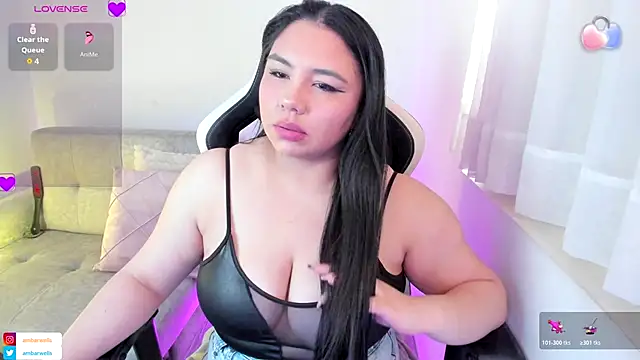 ambar-wells online show from November 17, 2025, 5:08 pm