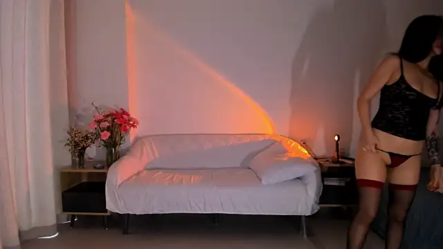 Snapshot of kawaii_mia chatting on December 28, 2024, 4:41 am kawaii mia online show from December 28, 2024, 4:41 am