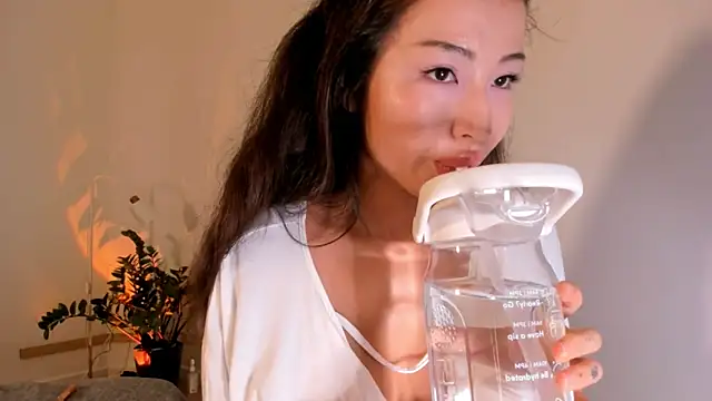 Snapshot of kawaii_mia chatting on October 1, 2025, 4:46 pm kawaii mia online show from October 1, 2025, 4:46 pm