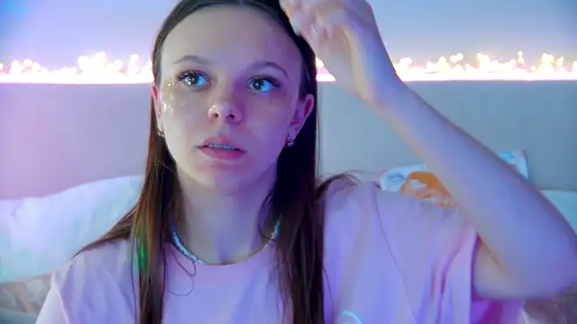 ElisabethDavis online show from January 31, 2025, 12:28 am