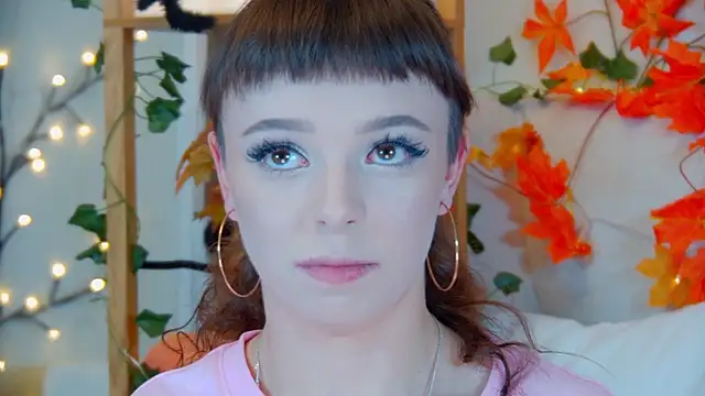 ElisabethDavis online show from October 11, 2025, 5:00 pm