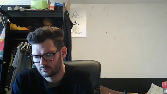 Snapshot of Die-geile-Sau chatting on May 4, 2026, 1:18 pm Die-geile-Sau online show from May 4, 2026, 1:18 pm