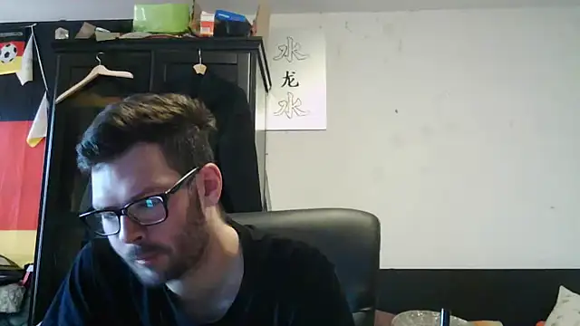Snapshot of Die-geile-Sau chatting on May 6, 2026, 1:05 pm Die-geile-Sau online show from May 6, 2026, 1:05 pm