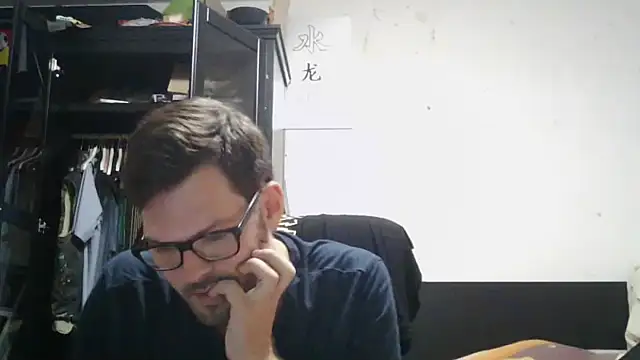 Snapshot of Die-geile-Sau chatting on June 4, 2026, 8:37 pm Die-geile-Sau online show from June 4, 2026, 8:37 pm