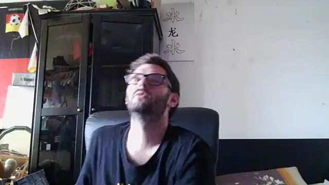Snapshot of Die-geile-Sau chatting on July 17, 2026, 5:07 pm Die-geile-Sau online show from July 17, 2026, 5:07 pm