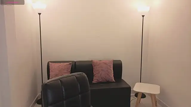 camiilaa1 online show from April 16, 2026, 2:01 am