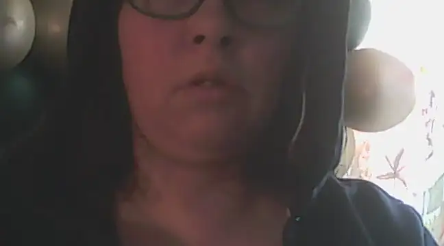 Snapshot of deluxpussy chatting on February 26, 2025, 9:10 am deluxpussy online show from February 26, 2025, 9:10 am