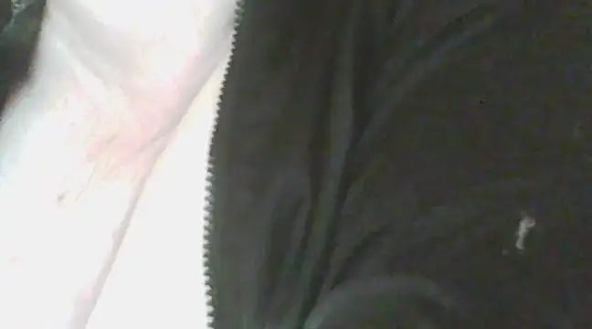 Snapshot of deluxpussy chatting on March 19, 2025, 6:23 pm deluxpussy online show from March 19, 2025, 6:23 pm
