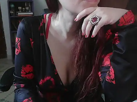 norahrosss online show from May 24, 2026, 6:40 am