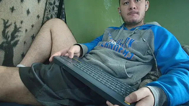 sweet cock28 online show from September 13, 2025, 3:34 pm