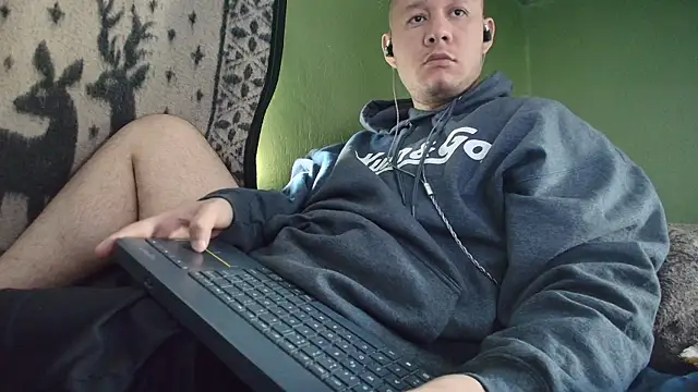 Snapshot of sweet_cock28 chatting on April 1, 2026, 3:31 pm sweet cock28 online show from April 1, 2026, 3:31 pm