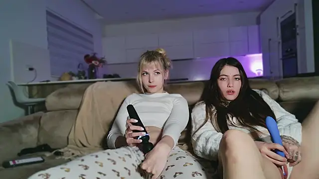 Cassycum online show from December 1, 2024, 4:29 pm