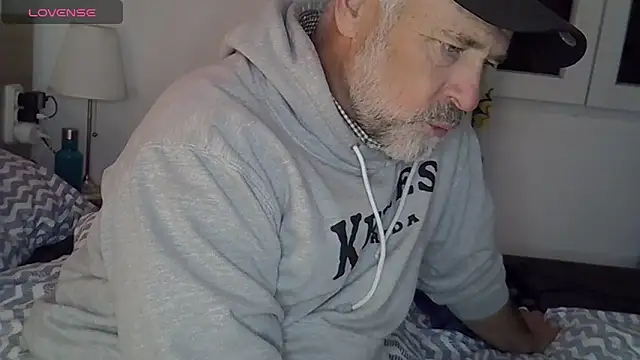 DaddybearVLC online show from February 14, 2025, 10:14 pm