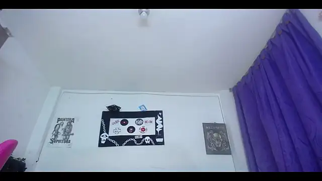 pinky violeta online show from September 21, 2025, 6:26 am