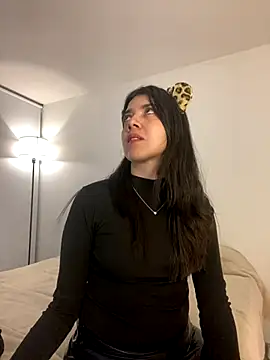 Snapshot of saori_10 chatting on October 19, 2025, 7:42 am saori 10 online show from October 19, 2025, 7:42 am