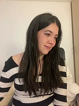 Snapshot of saori_10 chatting on April 29, 2026, 12:59 am saori 10 online show from April 29, 2026, 12:59 am