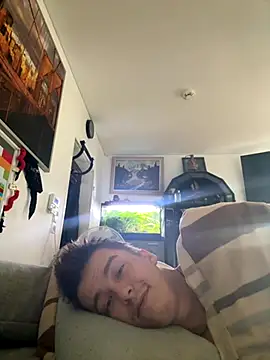 Toyjungee online show from October 26, 2025, 9:26 am