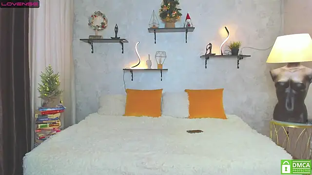 StripBianka online show from December 18, 2024, 9:04 am