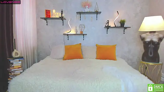 StripBianka online show from February 8, 2025, 10:39 am