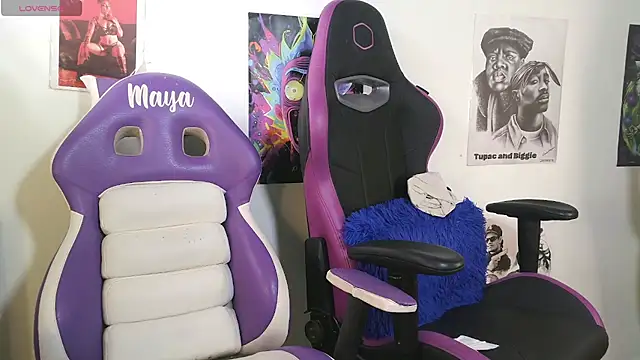 IM MAYA online show from January 17, 2025, 7:38 pm