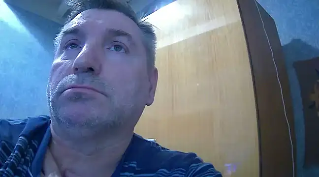 GYurmoka70 online show from January 9, 2025, 8:44 pm