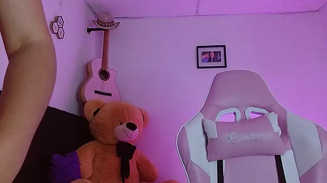 Dakota bumm online show from October 16, 2025, 5:58 pm