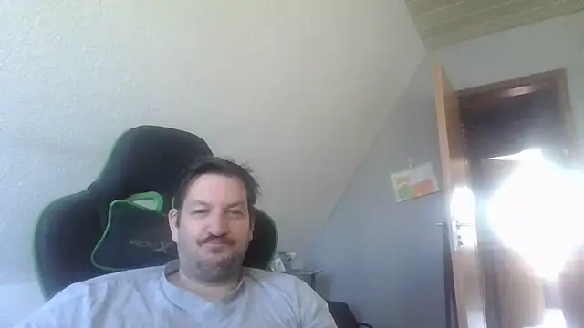 Golffahrer1982 online show from February 27, 2026, 10:37 am