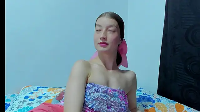 Snapshot of MiiaVolkova chatting on April 26, 2026, 12:30 am MiiaVolkova online show from April 26, 2026, 12:30 am