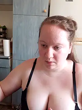 D Marinna online show from March 17, 2025, 12:14 pm