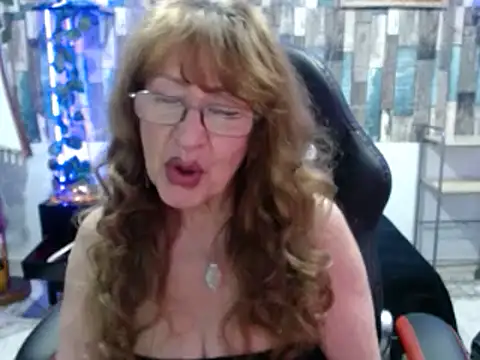 KarimaSarabe online show from December 4, 2024, 3:37 am