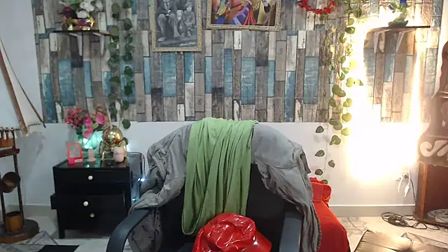 KarimaSarabe online show from September 29, 2025, 9:08 pm