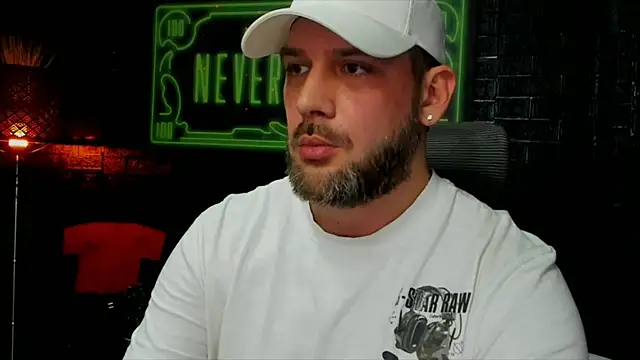 LexXHardy online show from February 25, 2025, 9:13 pm