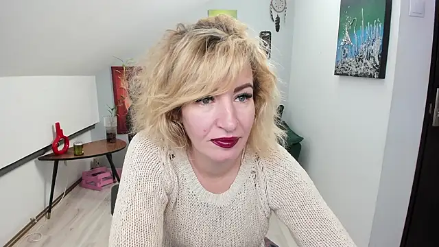 Cassandra Hotty online show from March 7, 2026, 4:20 am