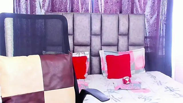 michacosio online show from March 3, 2025, 8:00 pm