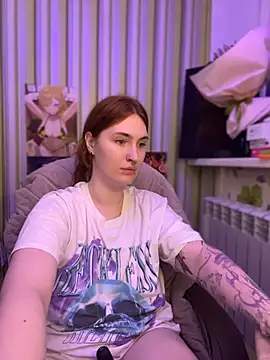  Chlo  e online show from November 17, 2025, 1:00 am