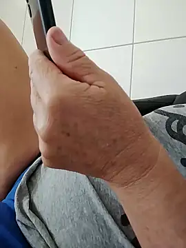 Snapshot of mariy522 chatting on April 3, 2026, 10:57 am mariy522 online show from April 3, 2026, 10:57 am