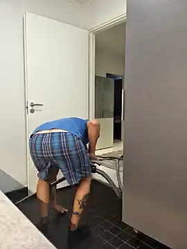 DarrenSullivanSlut online show from February 5, 2025, 11:55 am