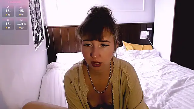 Cosmo Riri online show from February 27, 2025, 6:40 am