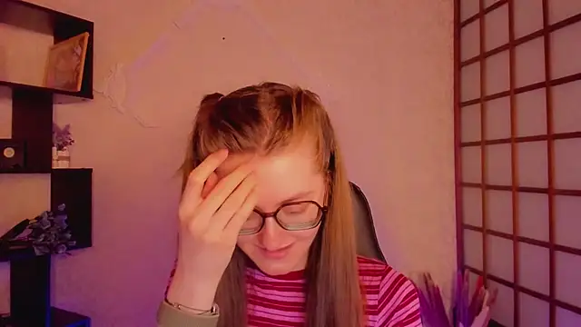 KateCuddle online show from February 25, 2025, 5:08 am