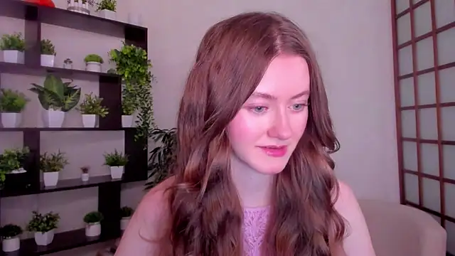 KateCuddle online show from November 24, 2025, 2:33 am