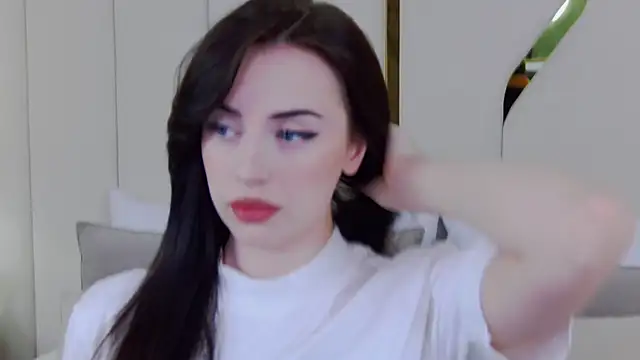 Betty Bridge online show from February 25, 2026, 5:39 am